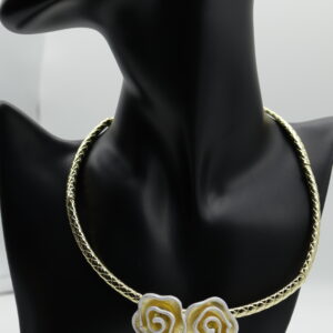 Golden Blossom Triple Rose Choker Pendant Necklace & Earrings Jewelry