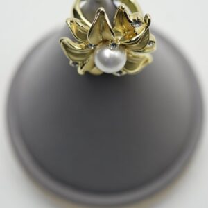Petal Ring